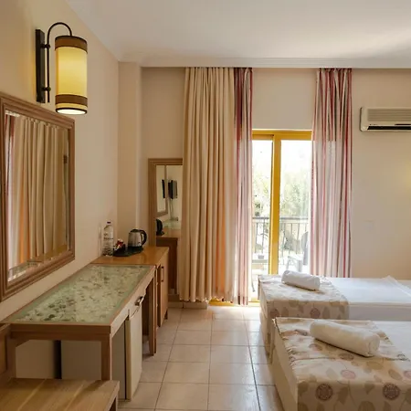 Ξενοδοχείο Belpoint 3*